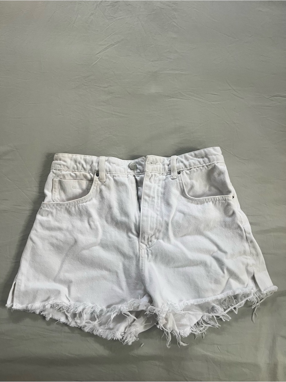 Zara White Frayed Hem Denim Shorts
